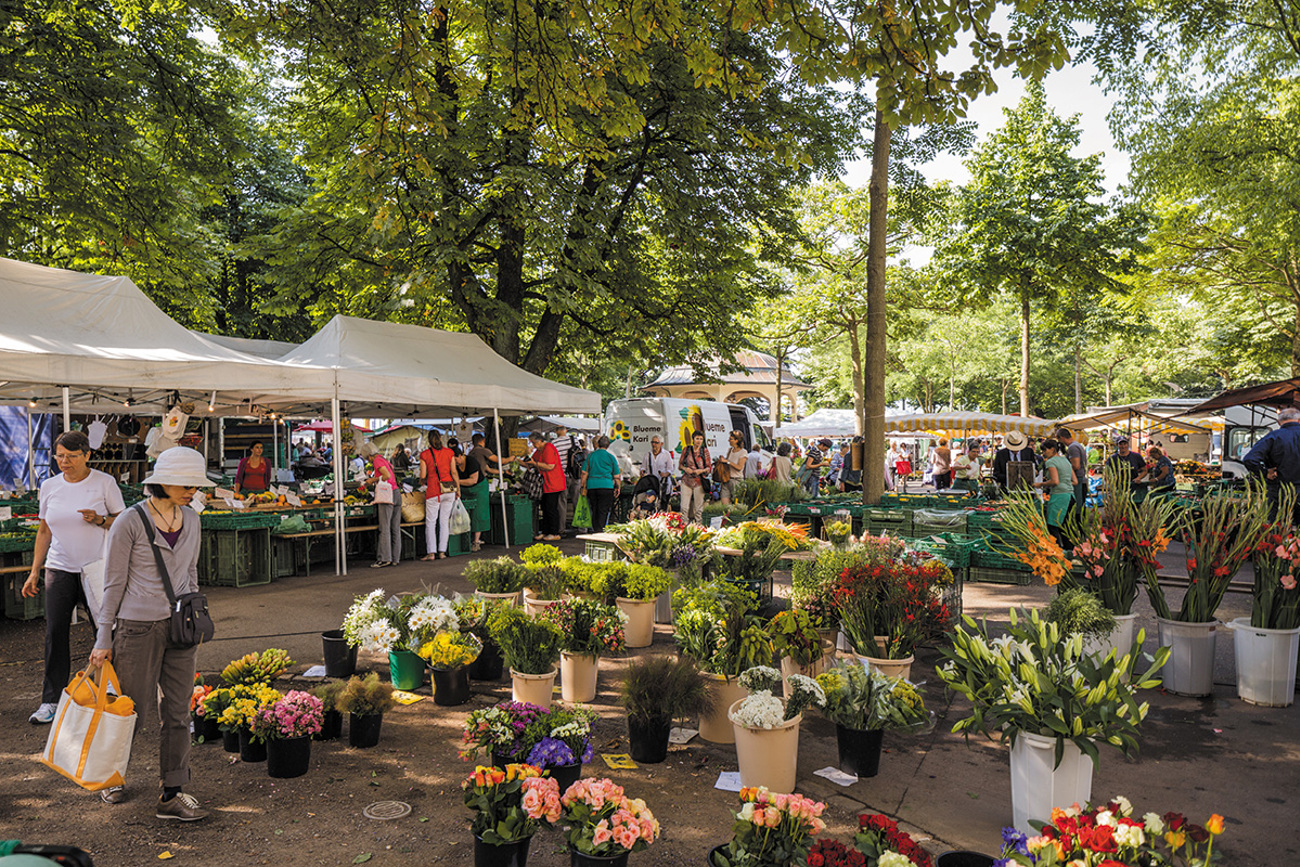 Markt am Zürcher Bürkliplatz