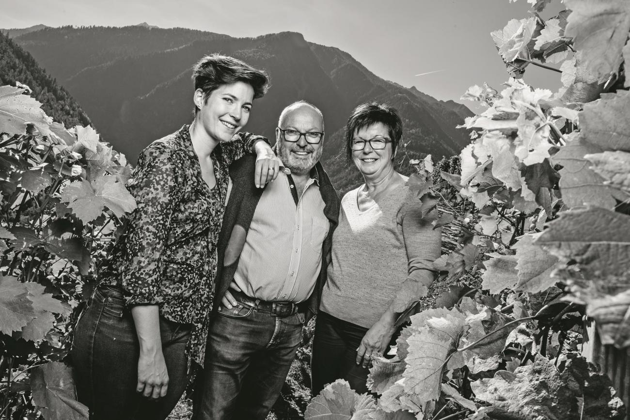 Sarah, Gérald und Patricia Besse keltern Cornalin mit verblüffender Eleganz.