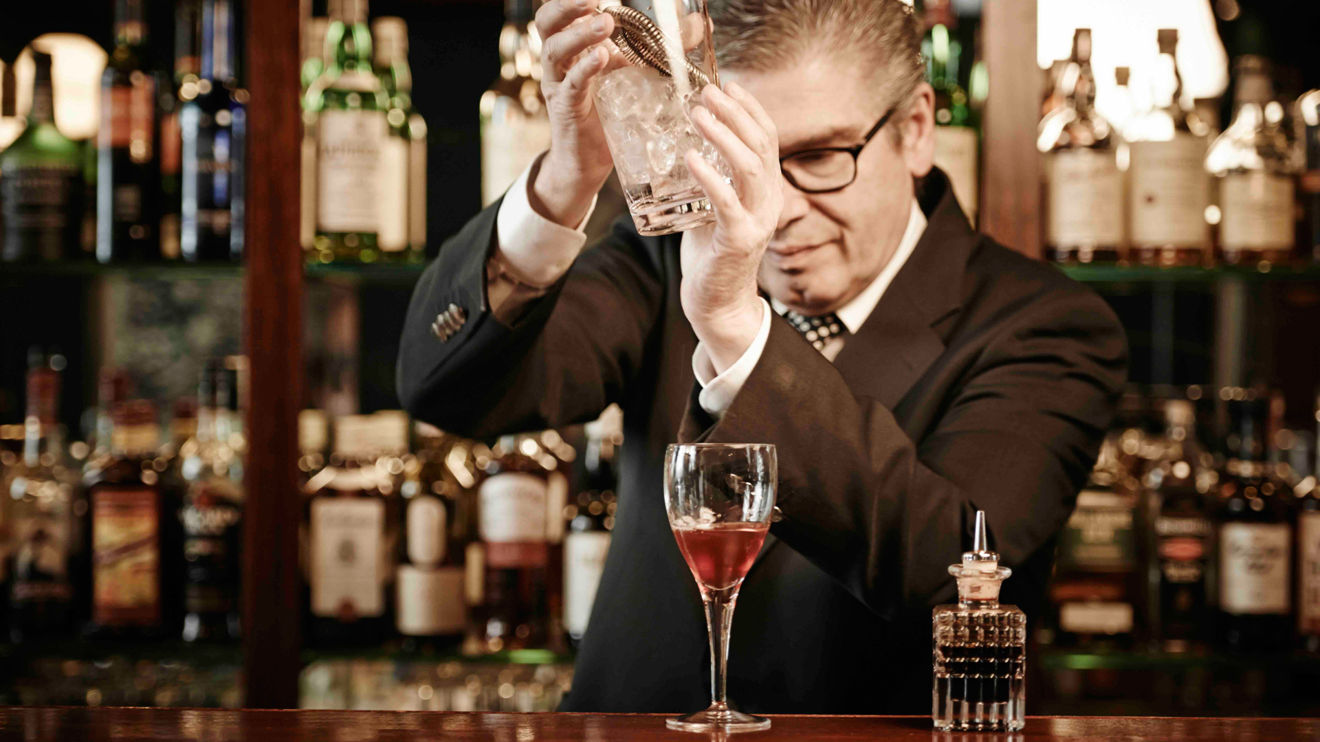 kronenhalle_bar_roth_highres.jpg kronenhalle_bar_roth_highres.jpg
