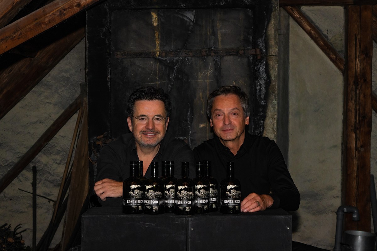Der Bongkirsch ist ein Gemeinschaftswerk von Sensoriker Patrick Zbinden (rechts) und Hans Georg «HG» Hildebrandt, Produzent des Gents Swiss Roots Tonic Water.