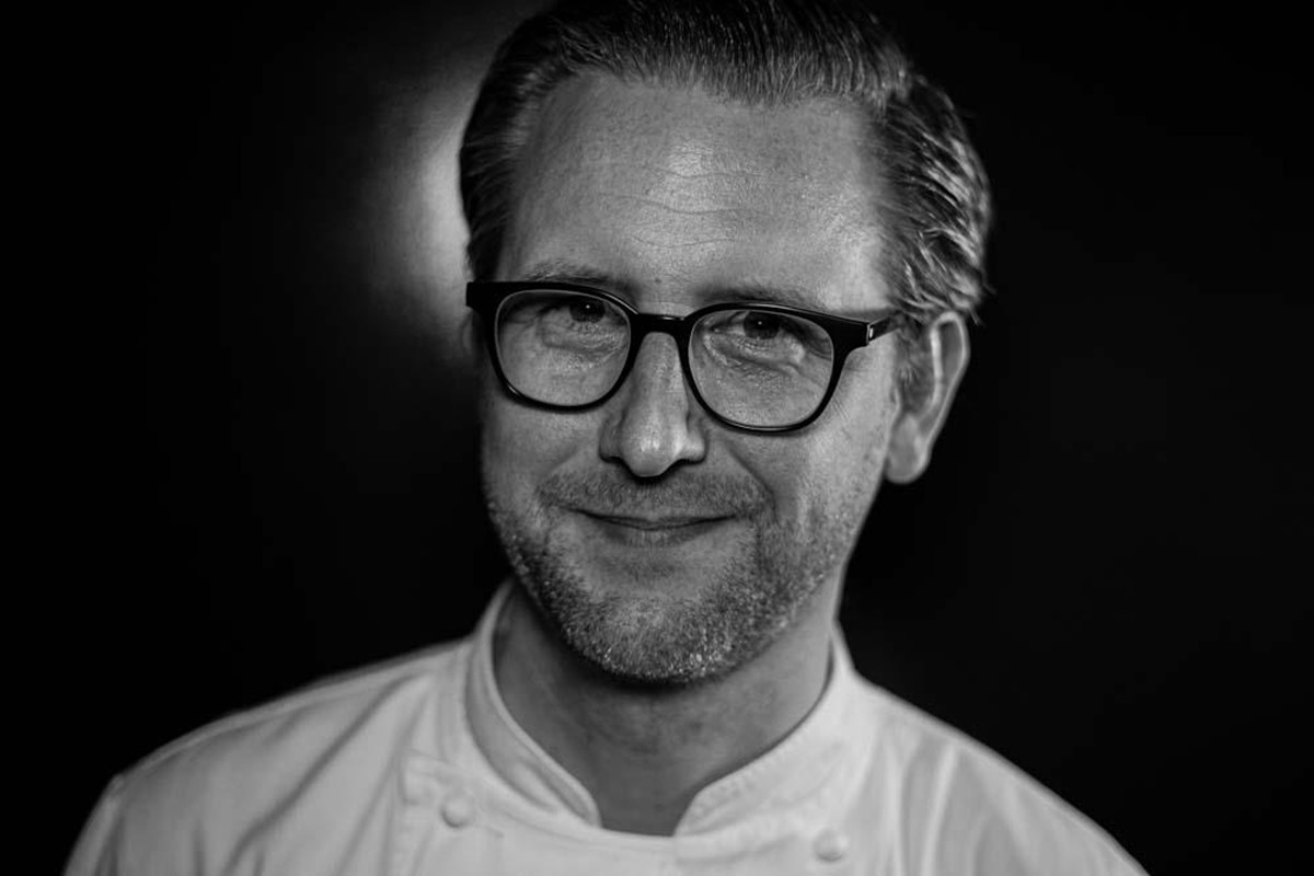 Arbeitet derzeit in der Care-Gastronomie und möchte sich in Zukunft noch stärker für Le Torchon Bleu engagieren: Küchenchef Thomas Hauser, ehemals Löweneck, Zürich.