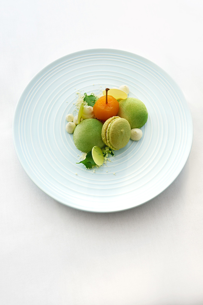 Koriander-Yuzu-Eismousse |Safran-Nashi | grüner Apfel | Sauerrahm