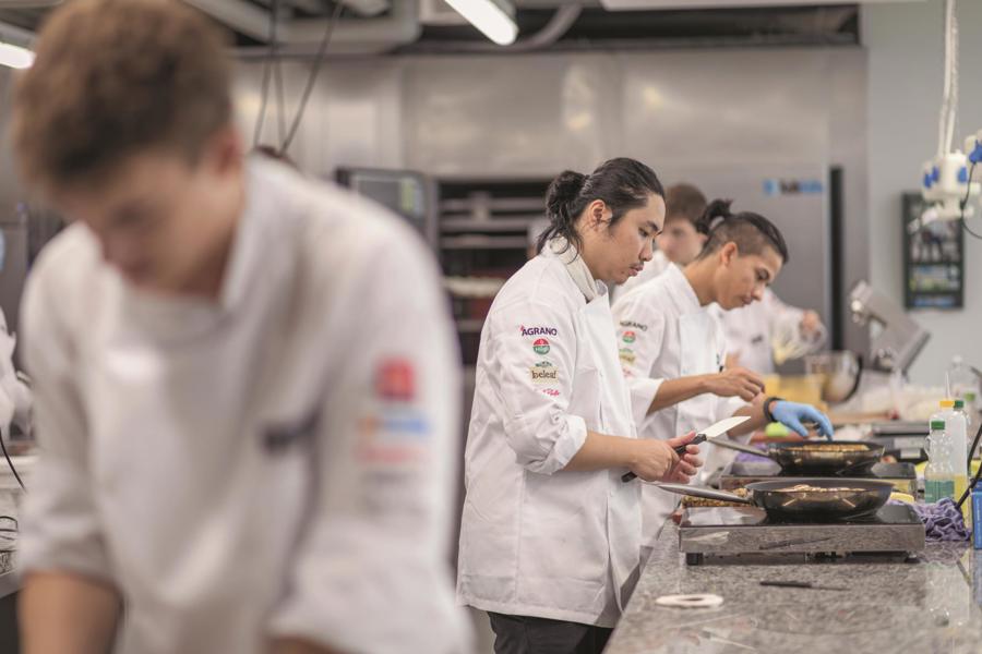 Konzentriertes Fachwissen