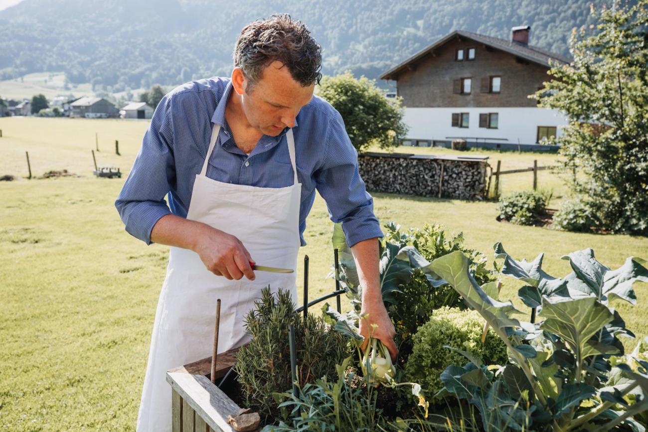 Im Workshop von Wolfgang Maetzler lernen die Teilnehmenden, wie man man richtig einmacht (Foto: Angela Lamprecht).